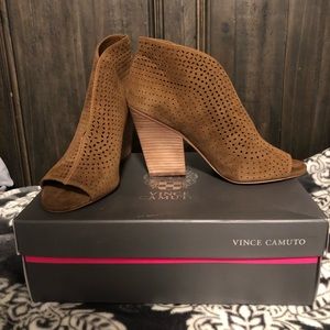 Vince camuto booties
